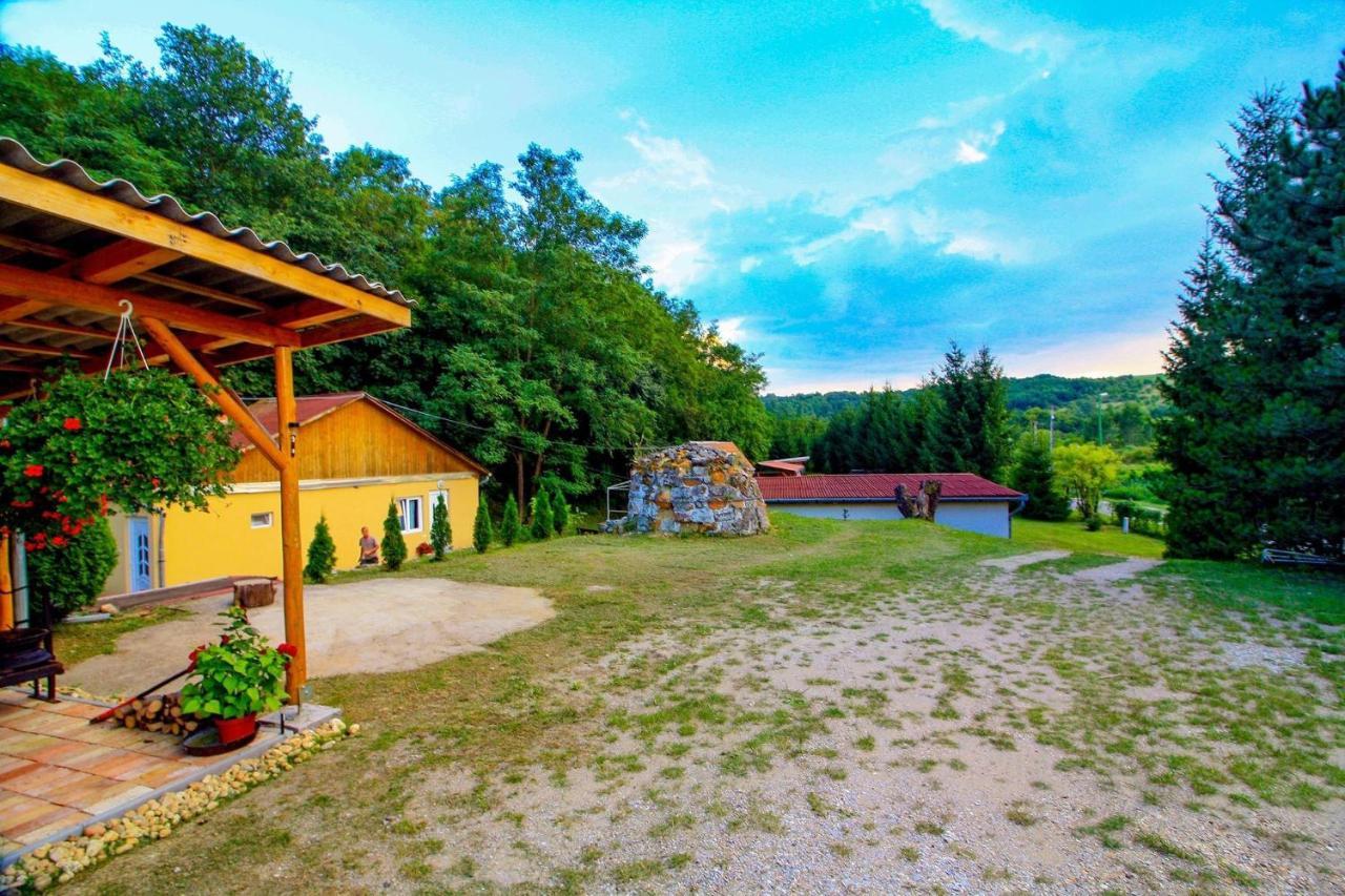 Hotel Horvath Vendeghaz Monosbel Exterior foto